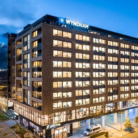 מלון Wyndham בוגוטה מראה חיצוני תמונה Wyndham Grand Vilnius