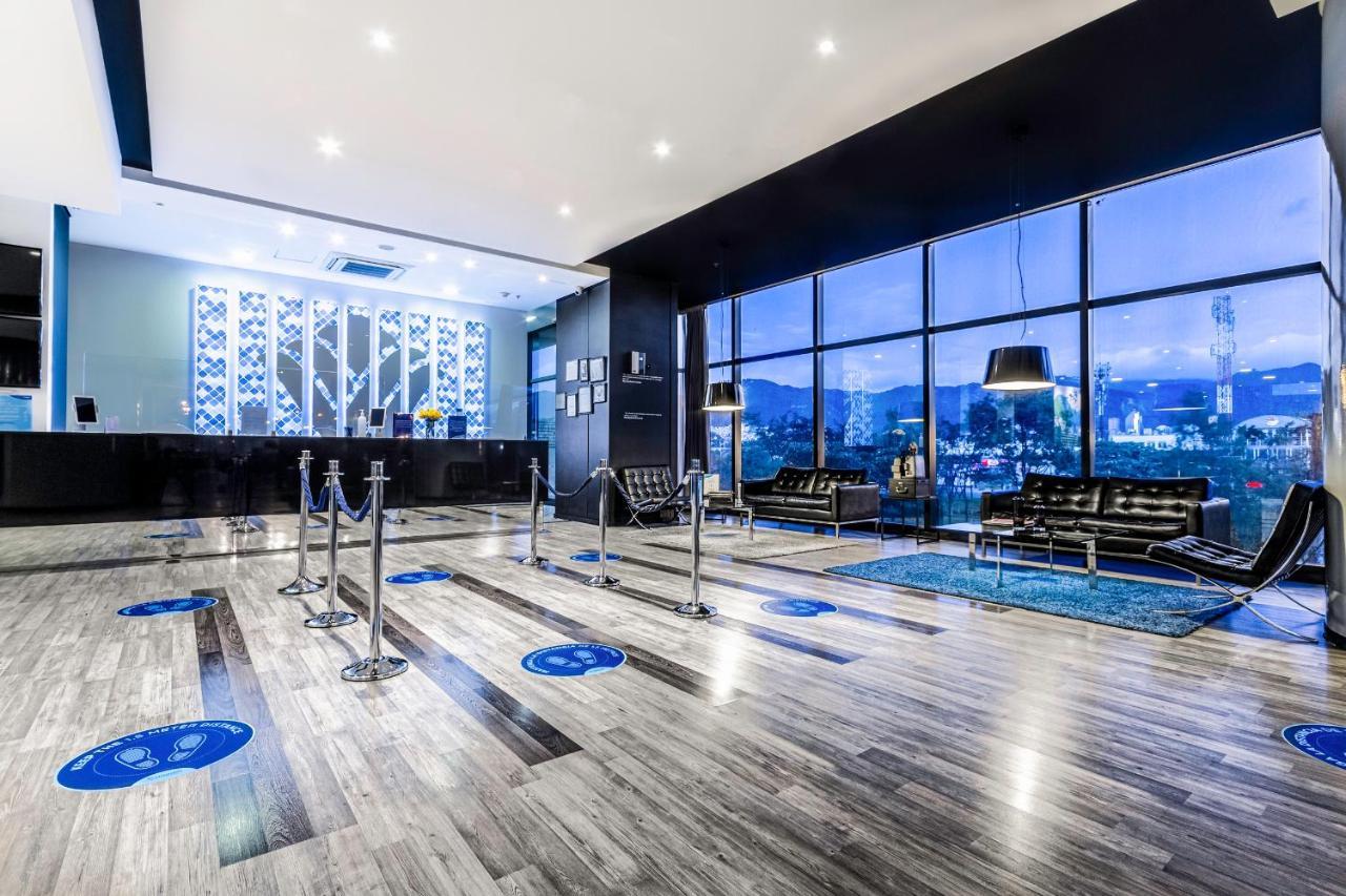 מלון Wyndham בוגוטה מראה חיצוני תמונה Lobby
