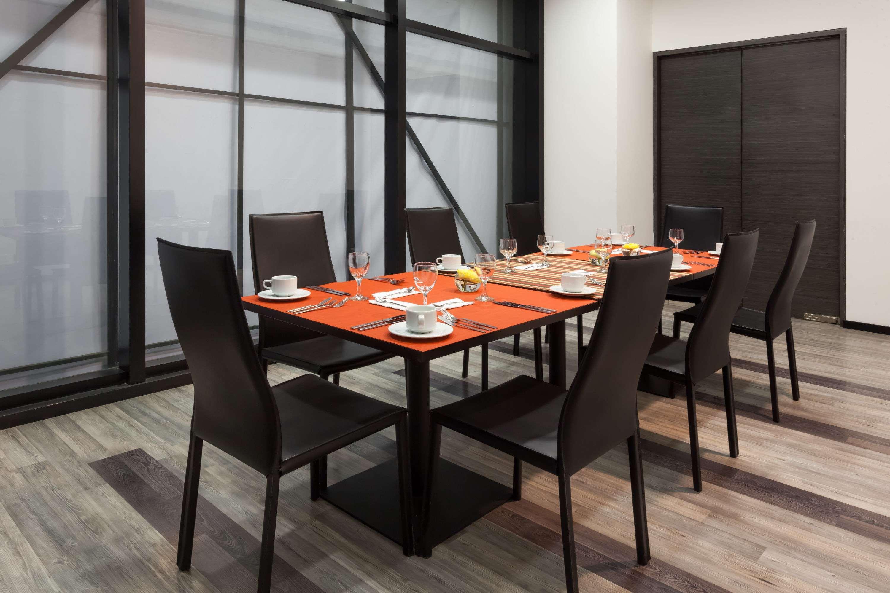 מלון Wyndham בוגוטה מראה חיצוני תמונה A dining room